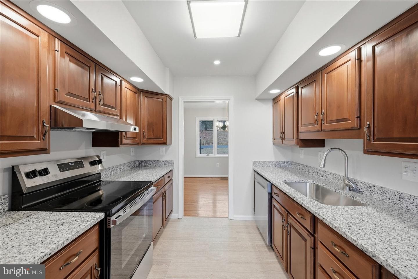 388 Bowling Green Road photo 18
