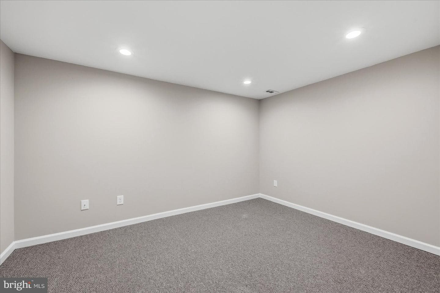 388 Bowling Green Road photo 35