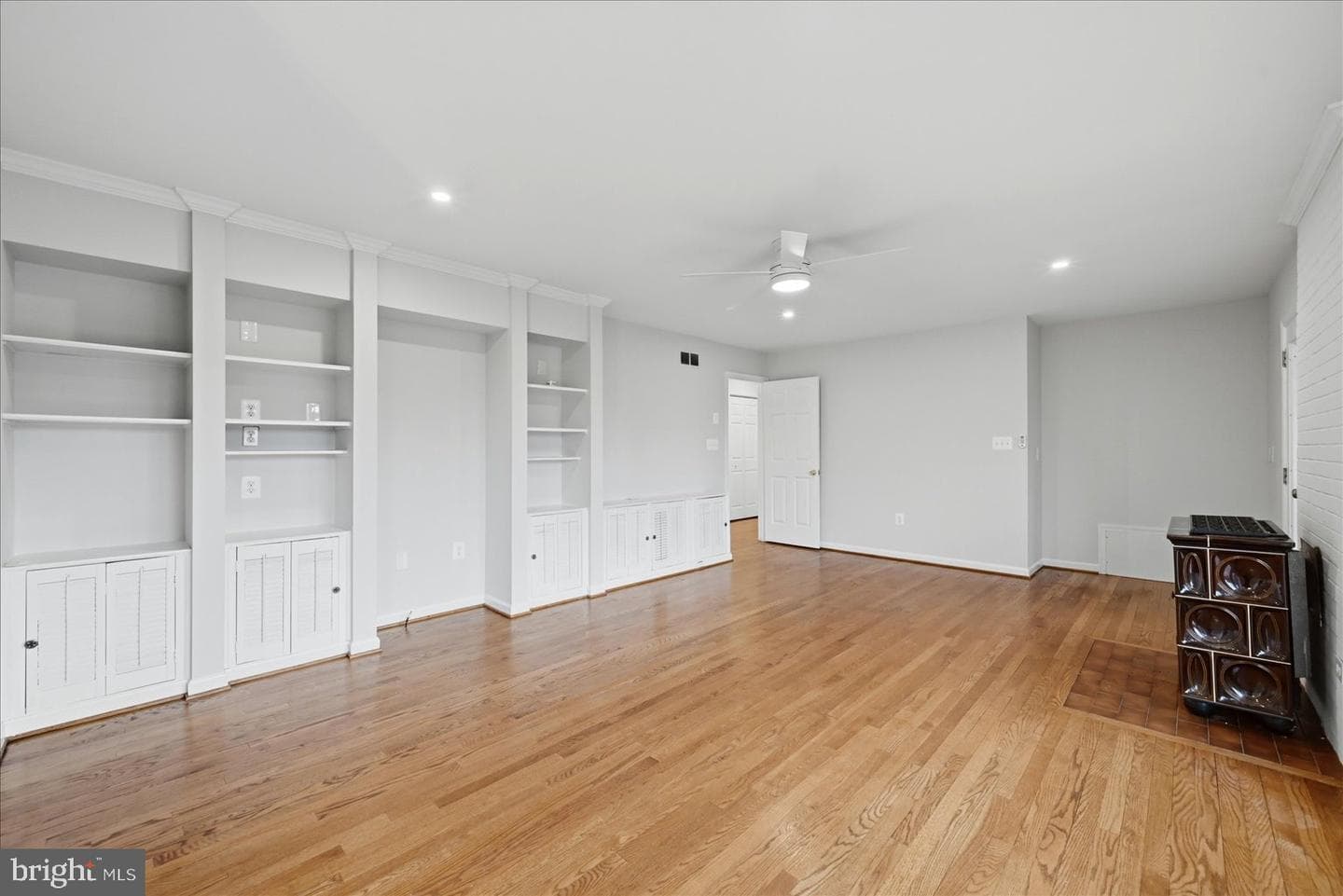 388 Bowling Green Road photo 5