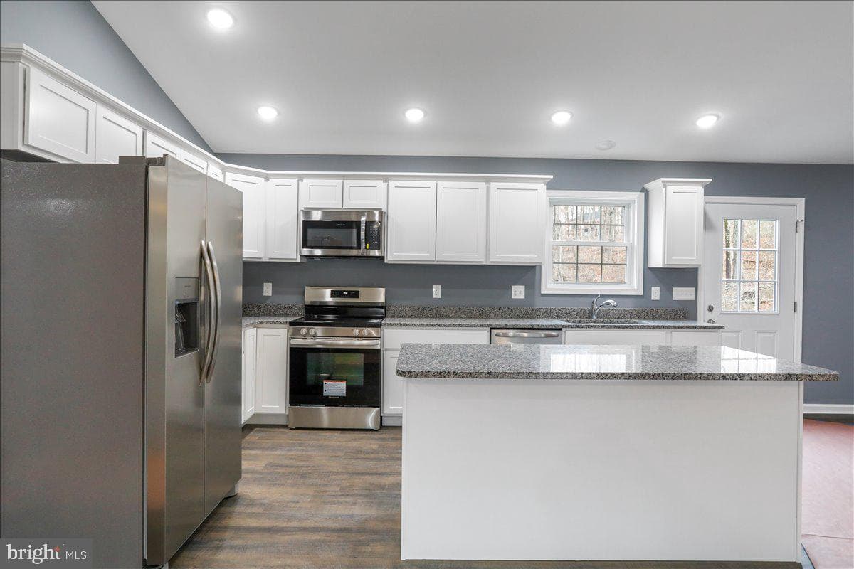 88 Pickford Court photo 53