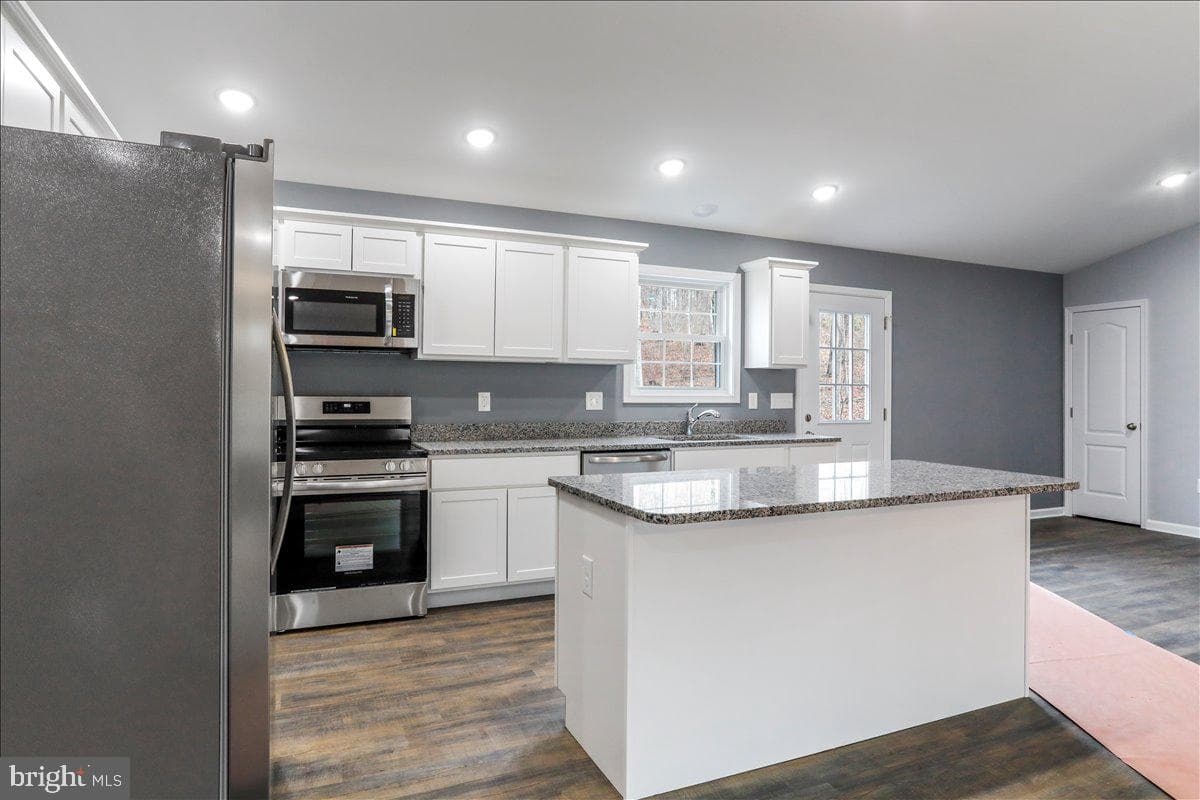 88 Pickford Court photo 54