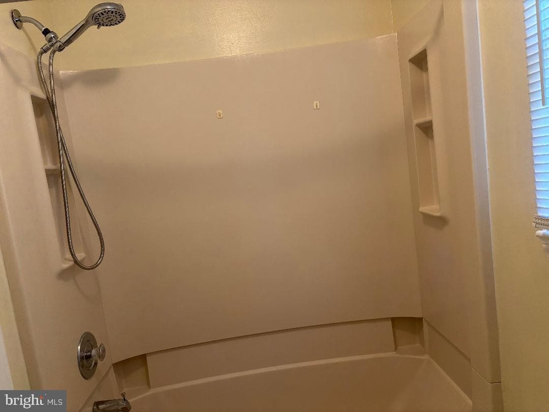 36 Ashlawn Court photo 17