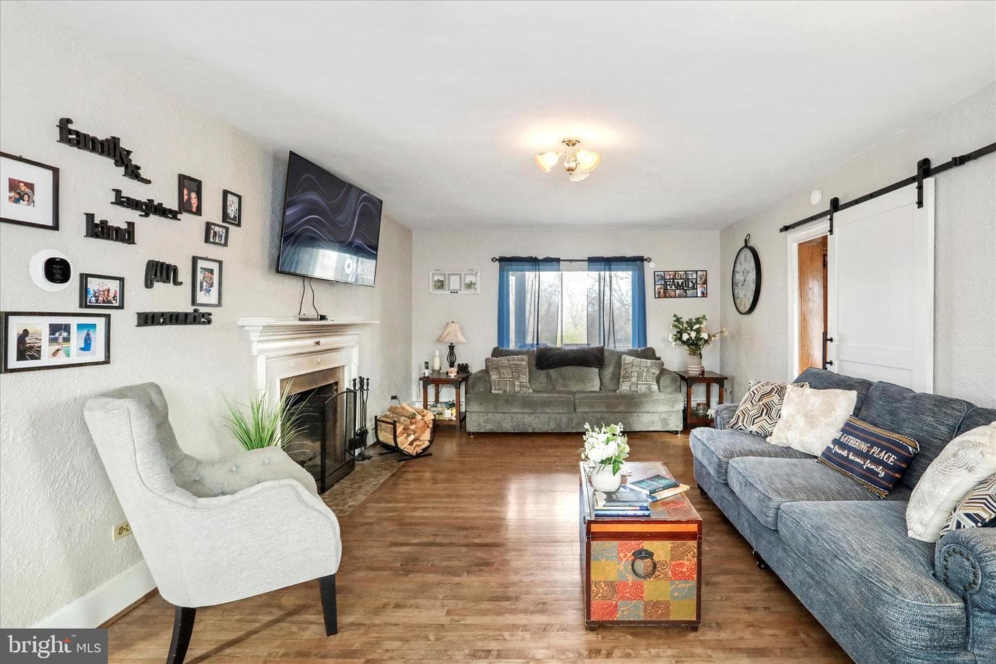 425 W 15th Street photo 8