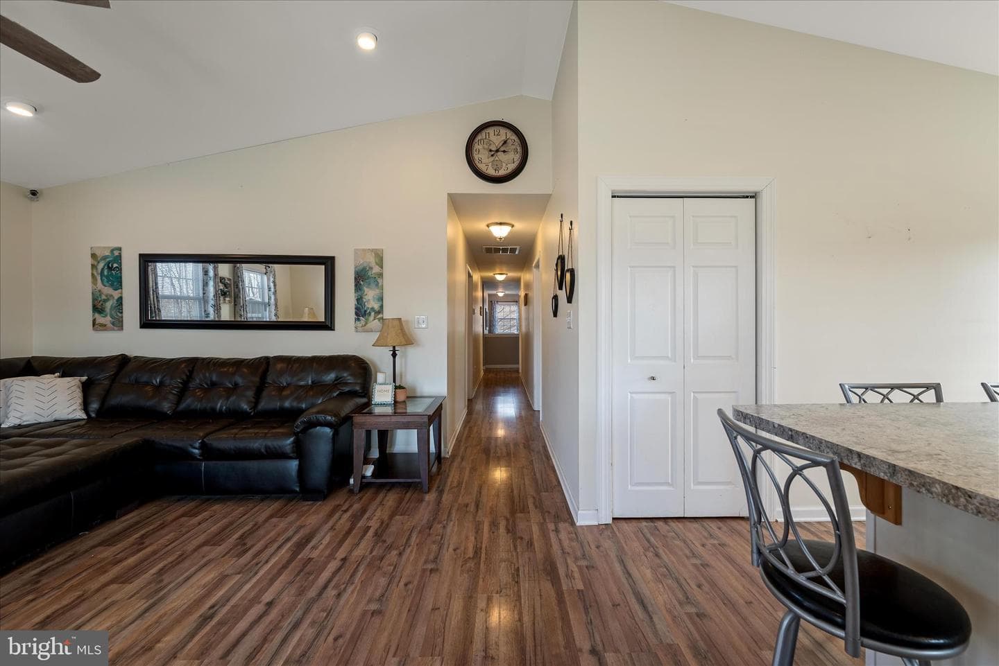 412 Belair Avenue photo 19