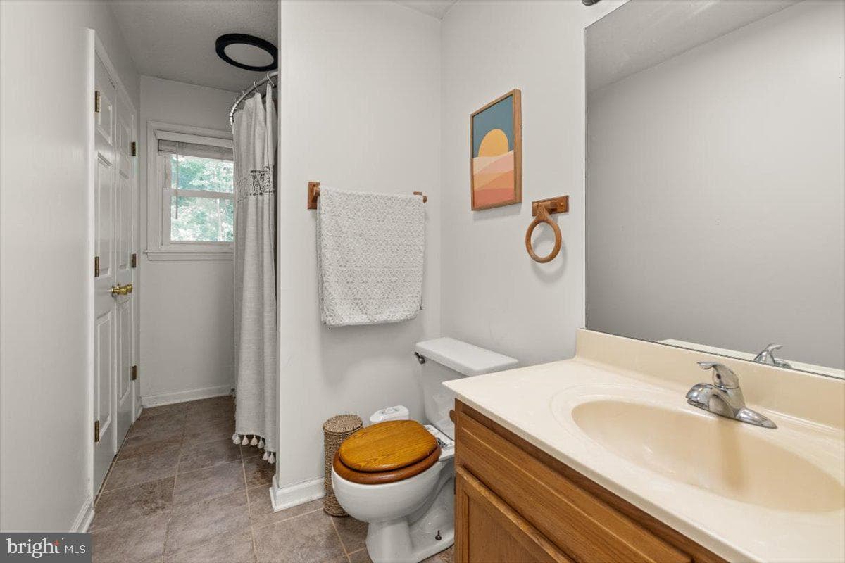 247 Arrowood Road photo 12