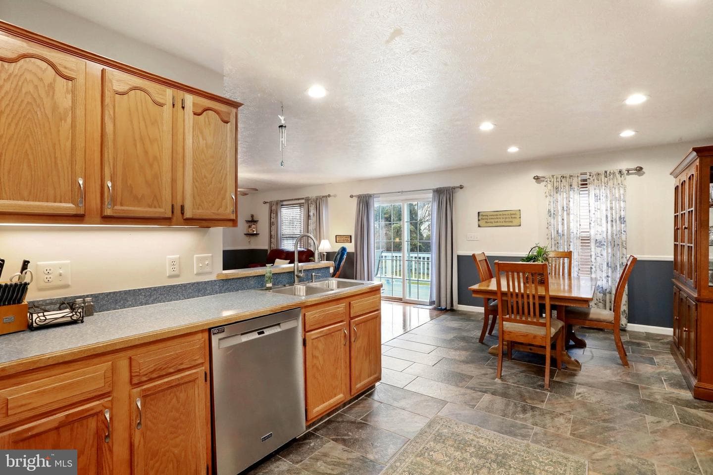 31 Westminster Drive photo 10