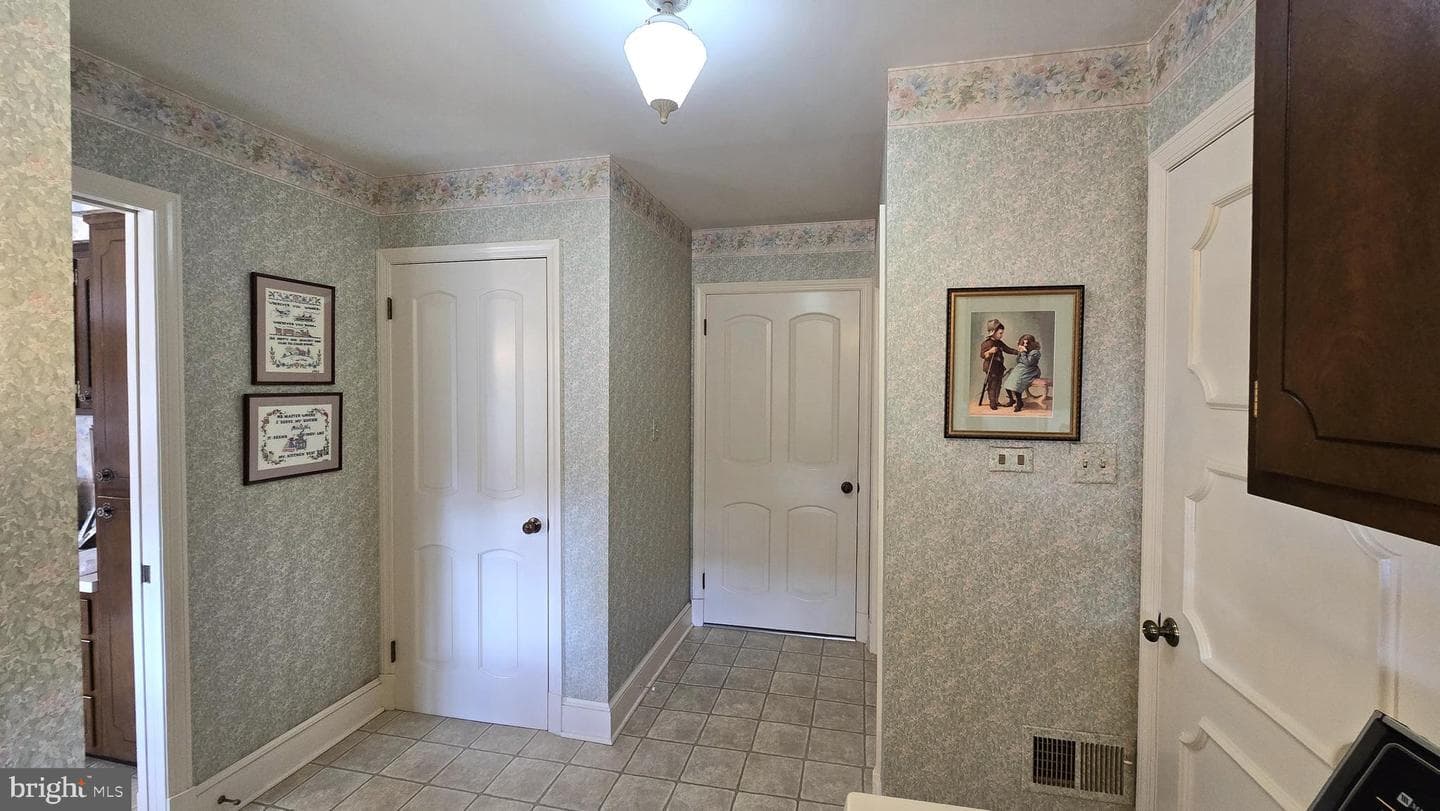 3274 Rockland Road photo 30