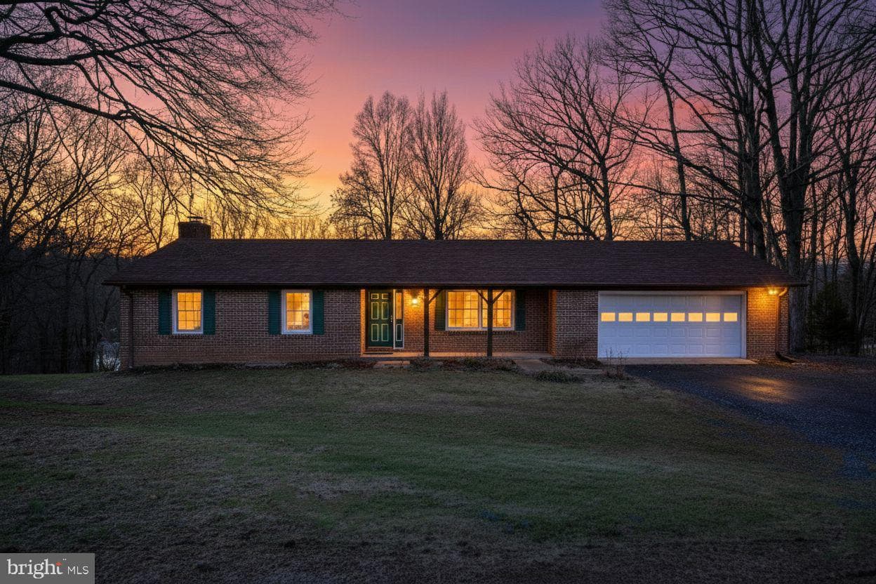 487 Skyline Forest Drive photo 2