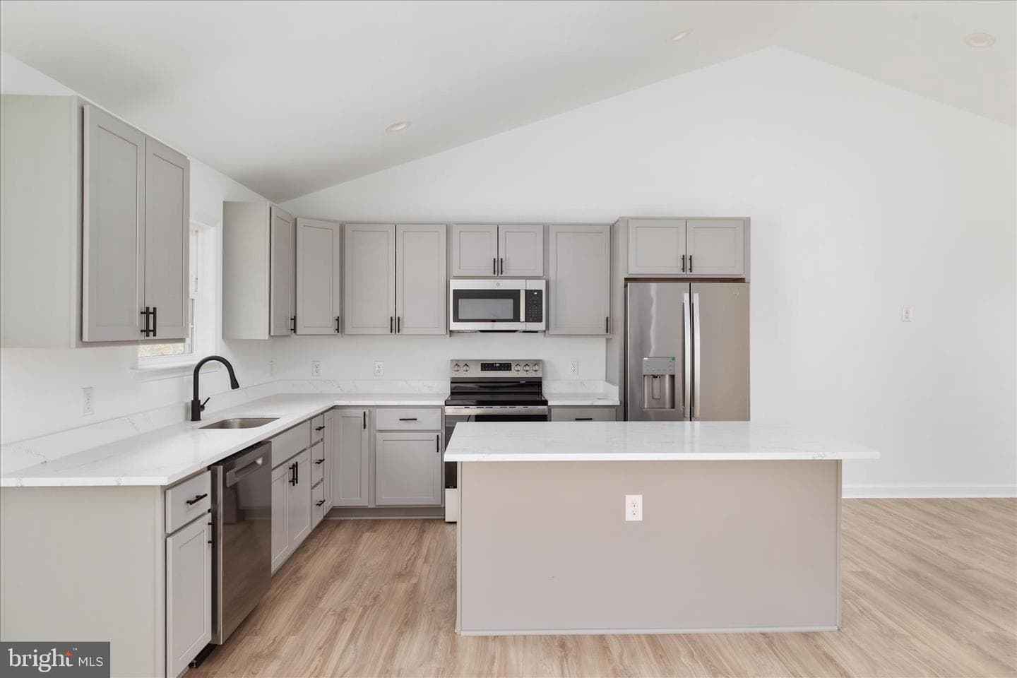 66 Bluejay Court photo 20