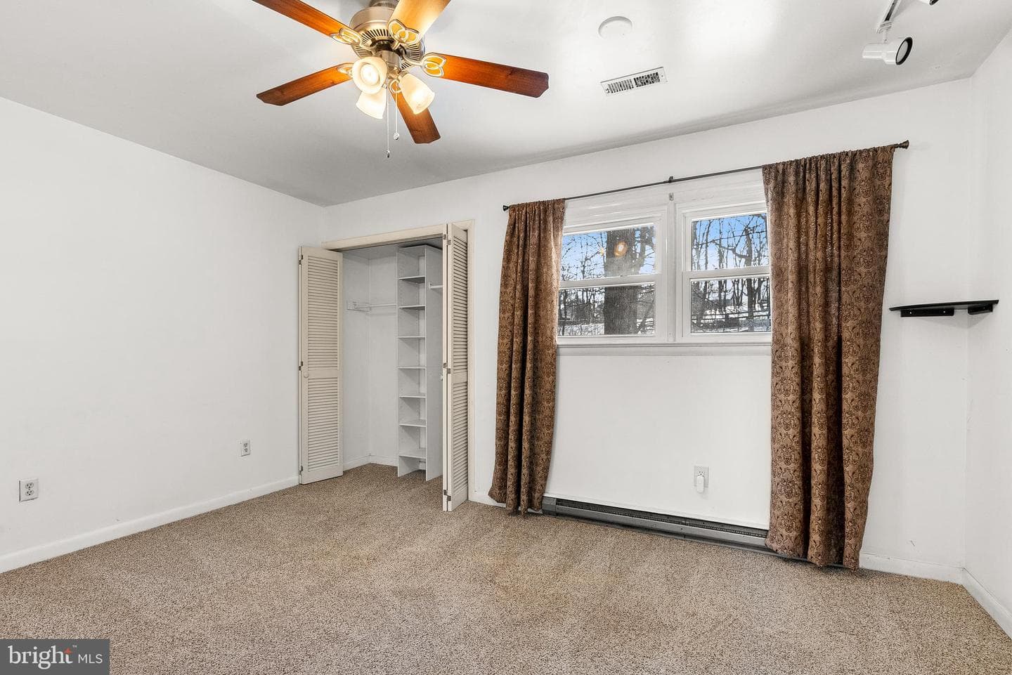 689 Ulysses Way photo 15
