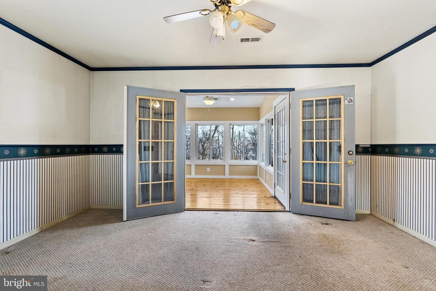 689 Ulysses Way photo 27