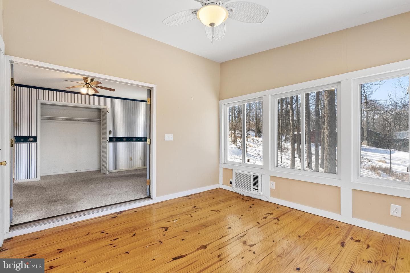 689 Ulysses Way photo 30