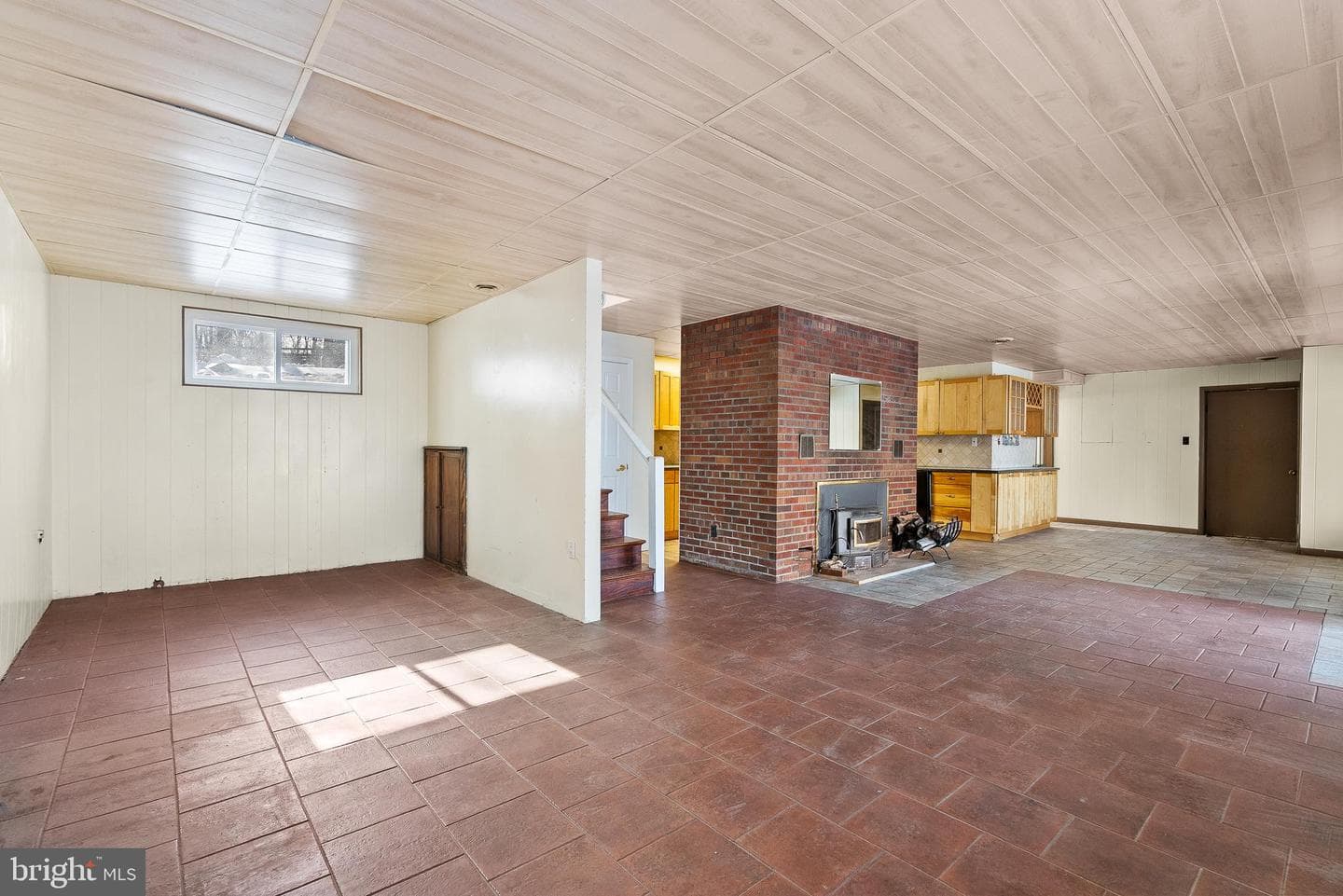 689 Ulysses Way photo 33
