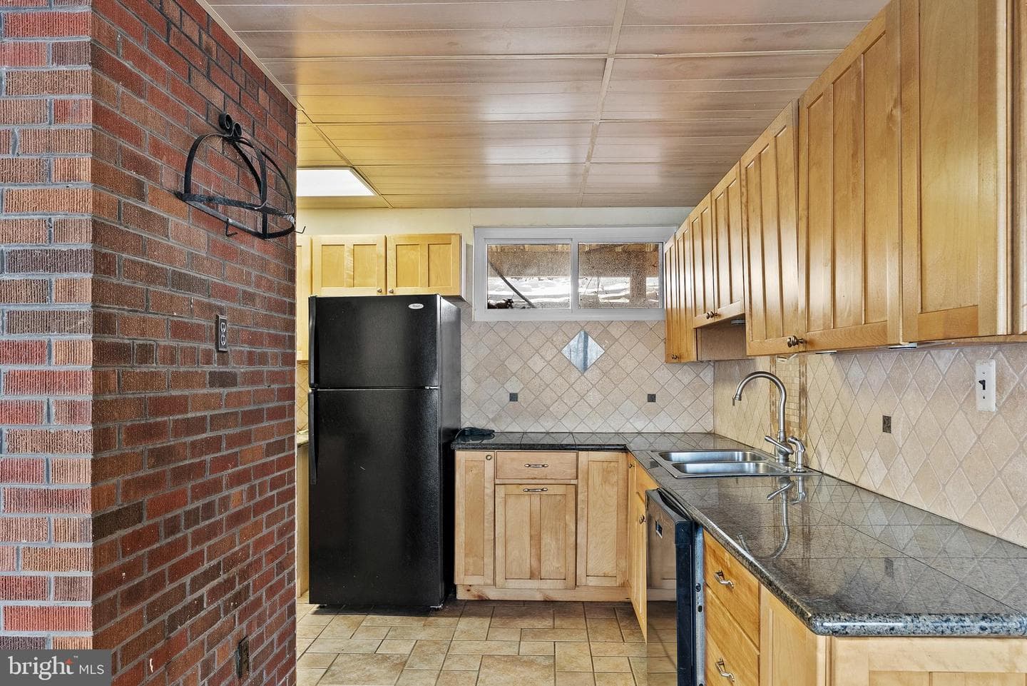 689 Ulysses Way photo 40