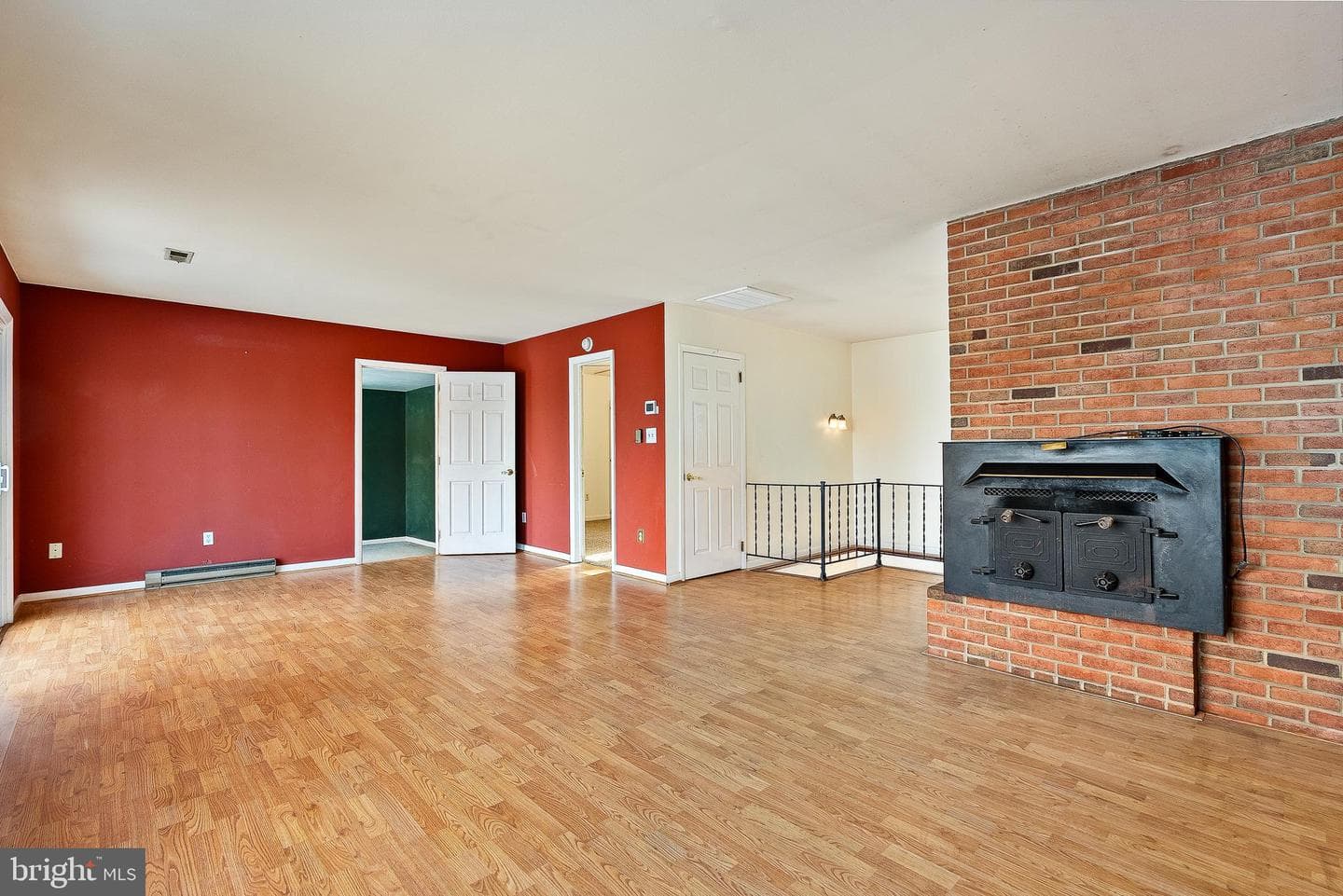 689 Ulysses Way photo 9