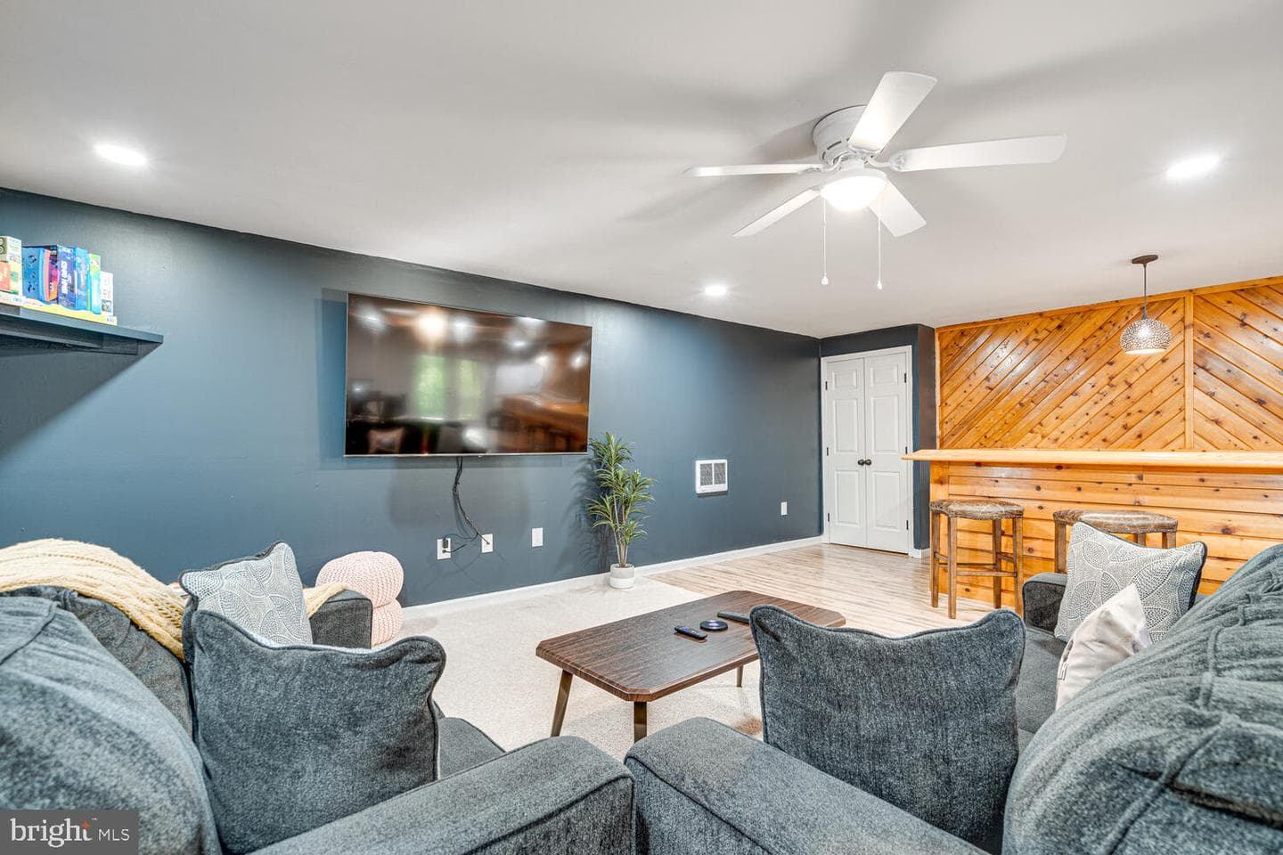 540 Lakeside Drive photo 30