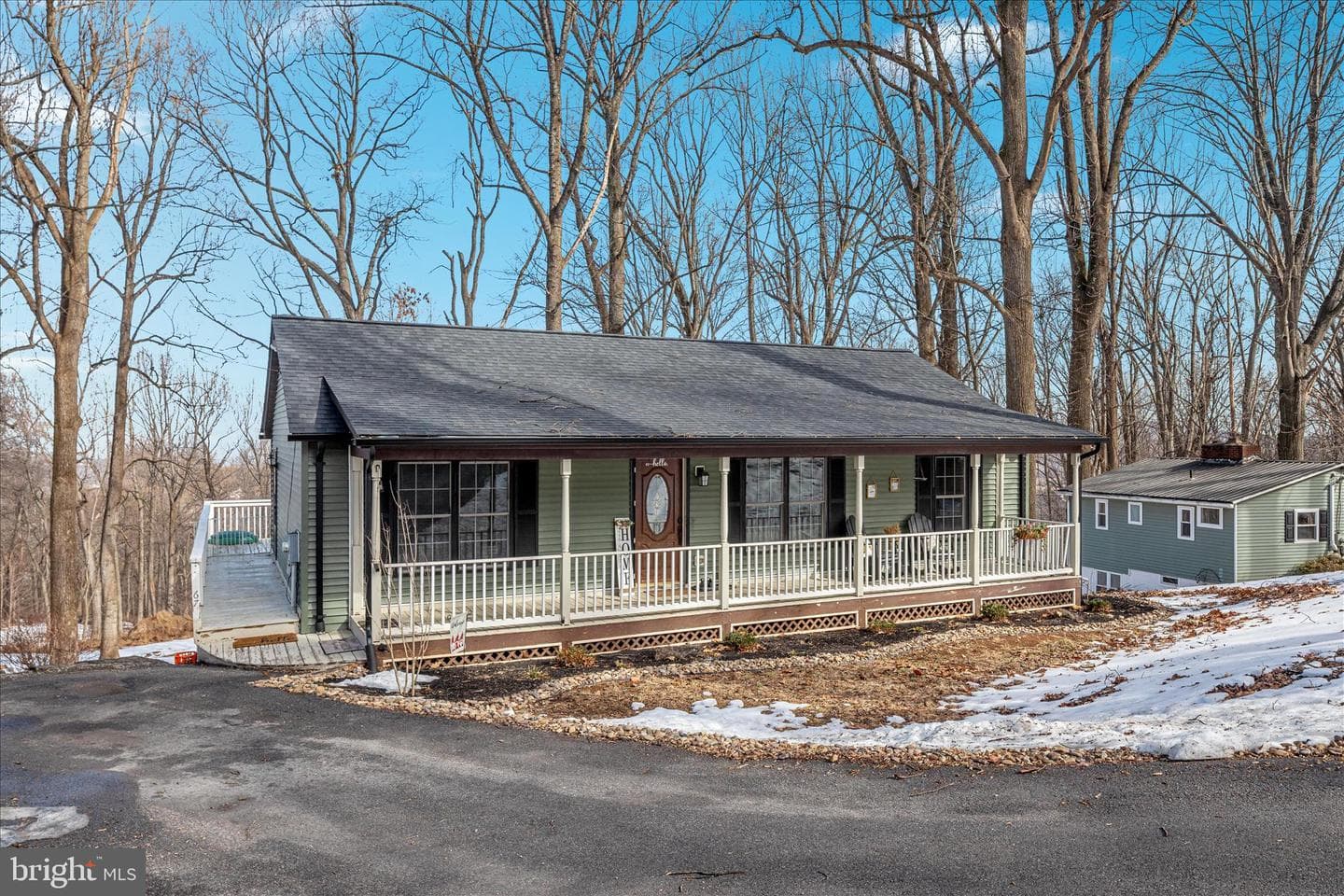 67 Pocahontas Road photo 2