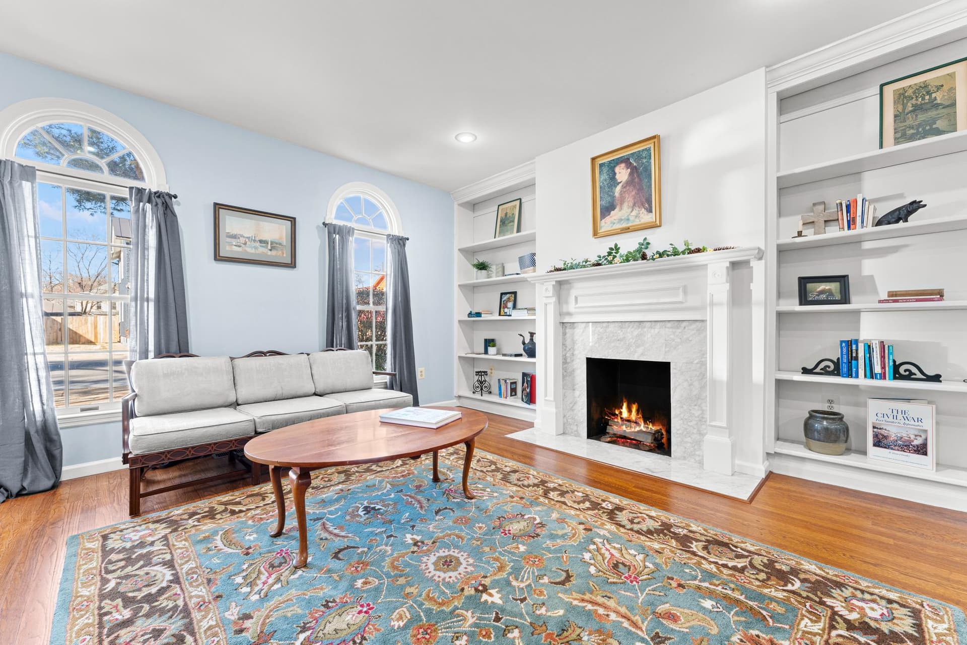 214 S Royal Avenue photo 5