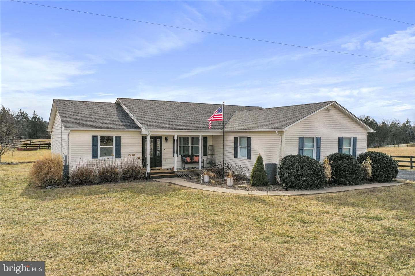 5670 Long Meadow Road photo 2
