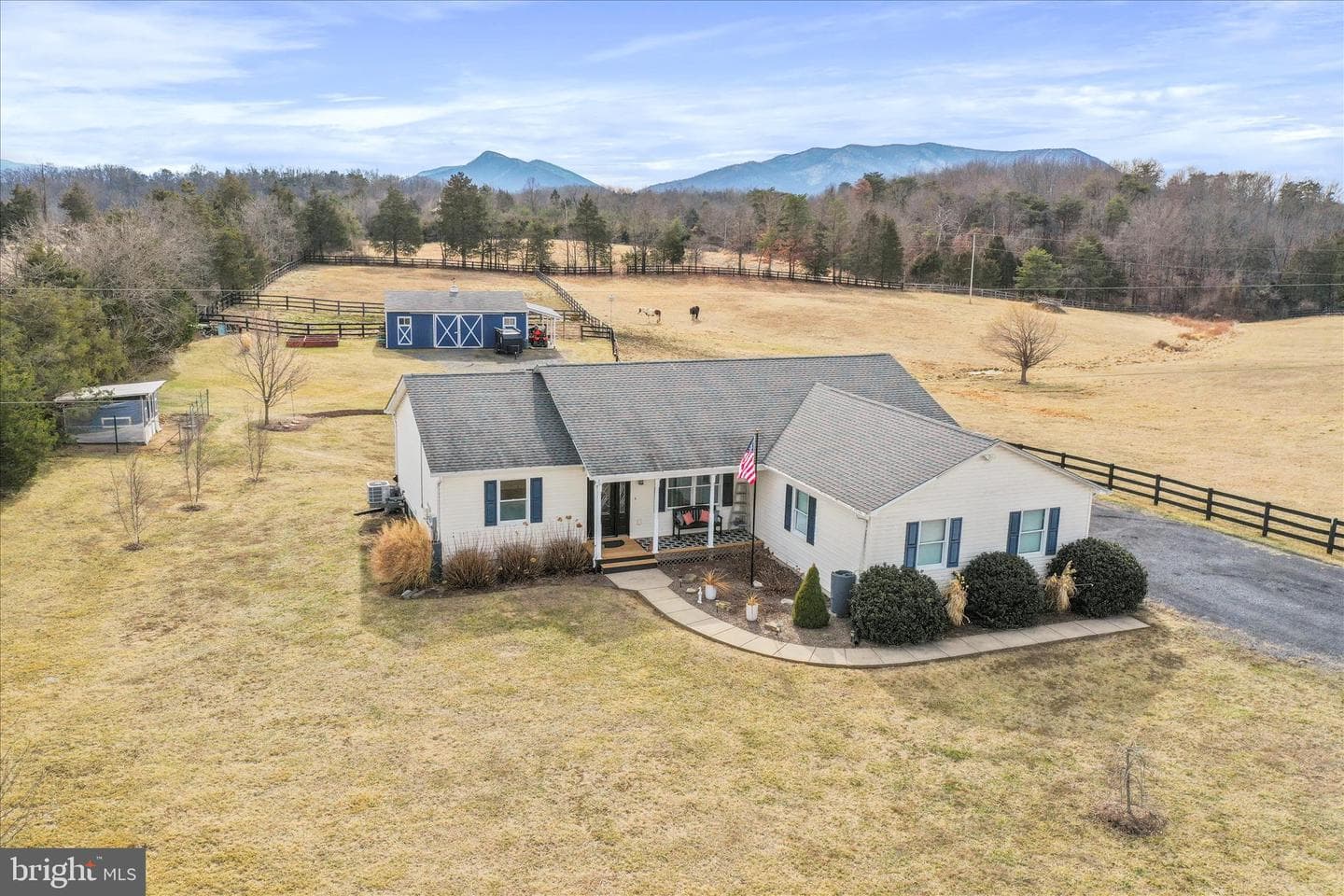 5670 Long Meadow Road photo 3