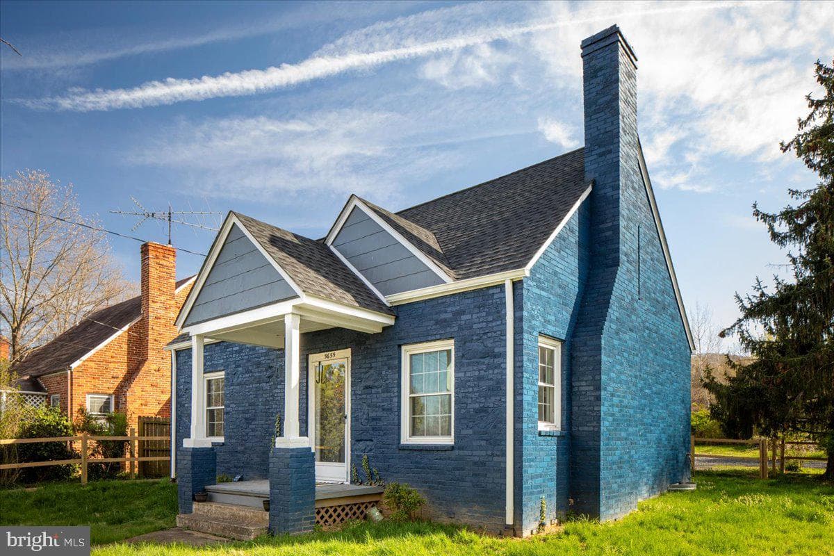 5655 Strasburg Road, Strasburg