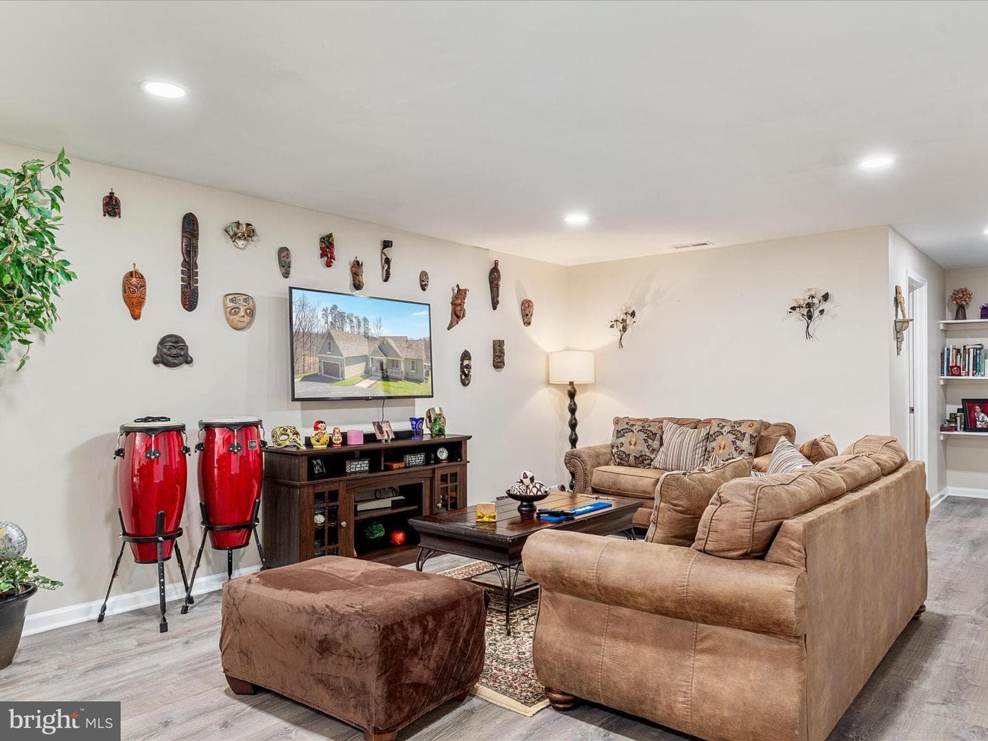 92 Oak Hill Court photo 23