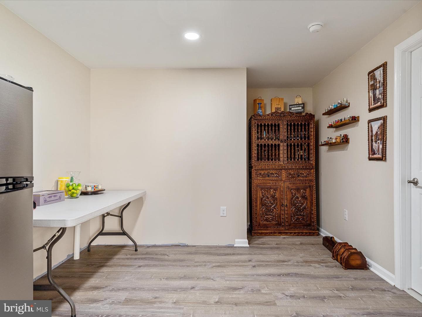 92 Oak Hill Court photo 25