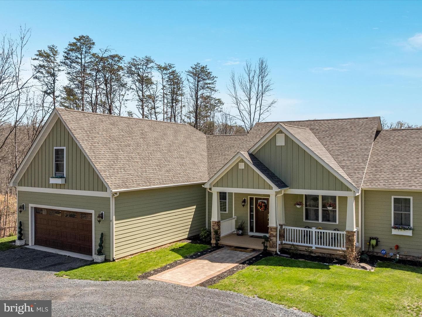 92 Oak Hill Court photo 3
