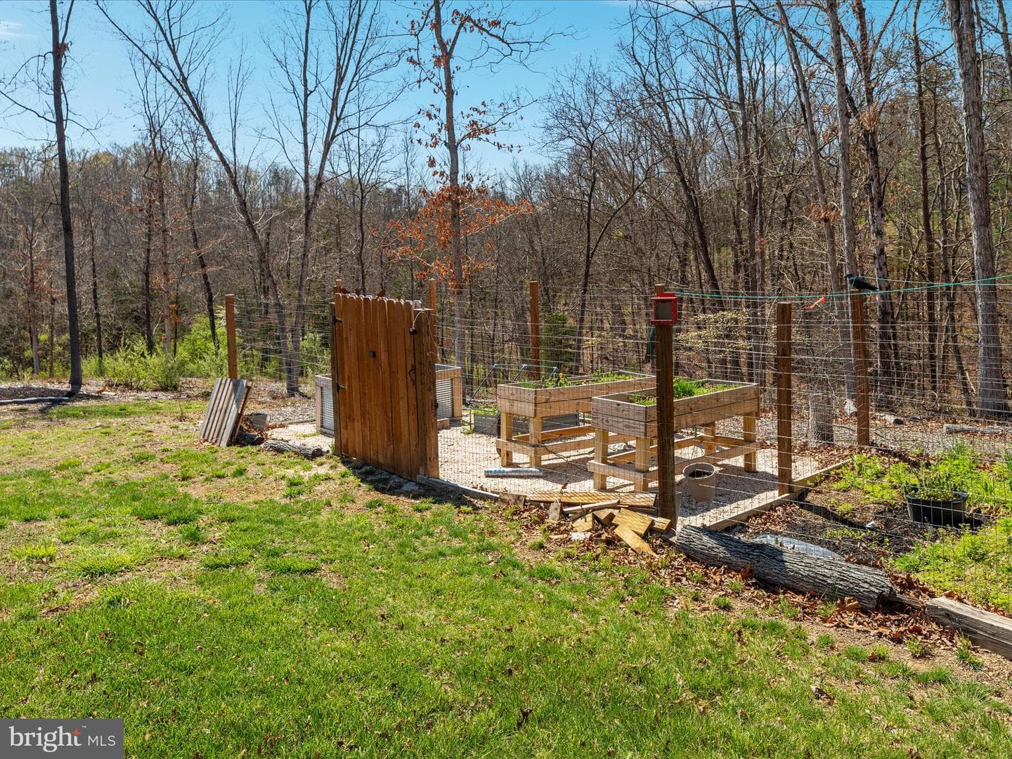 92 Oak Hill Court photo 34