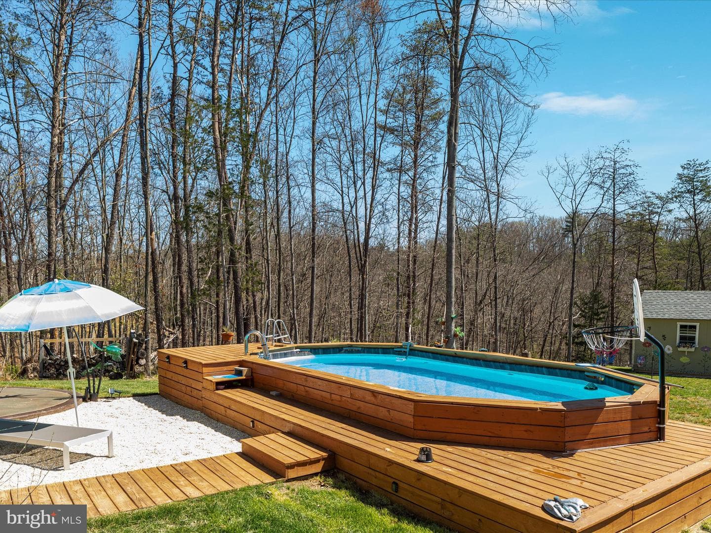 92 Oak Hill Court photo 43