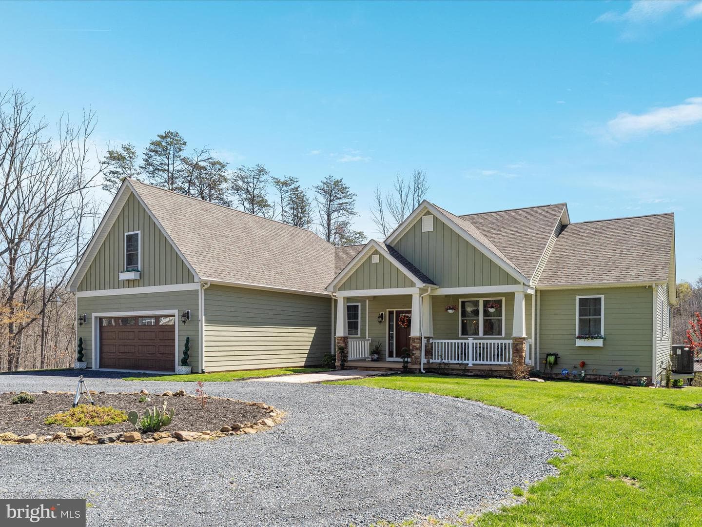 92 Oak Hill Court photo 45