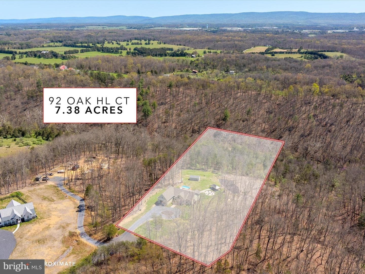92 Oak Hill Court photo 49