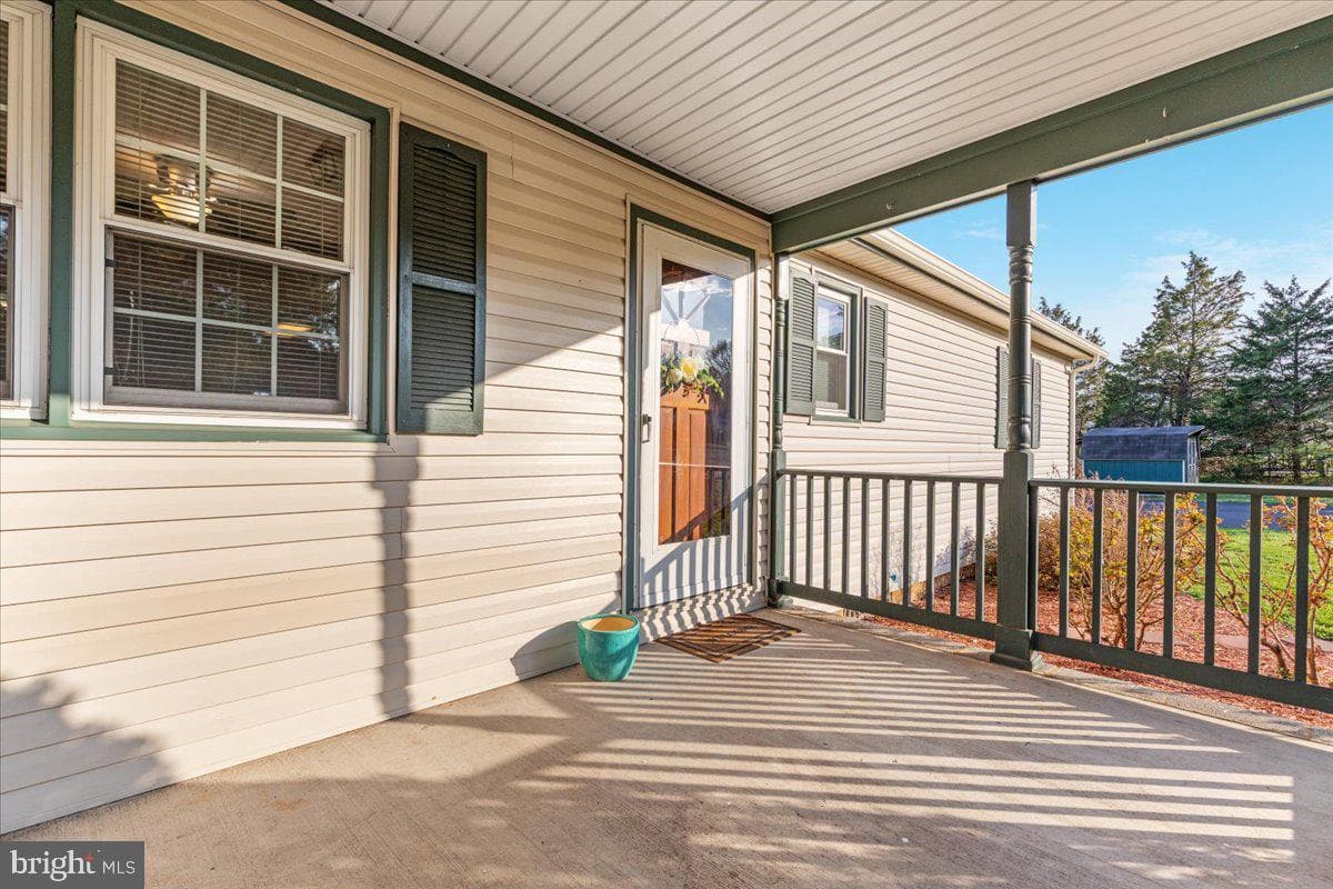 15 River Lakes Drive photo 33