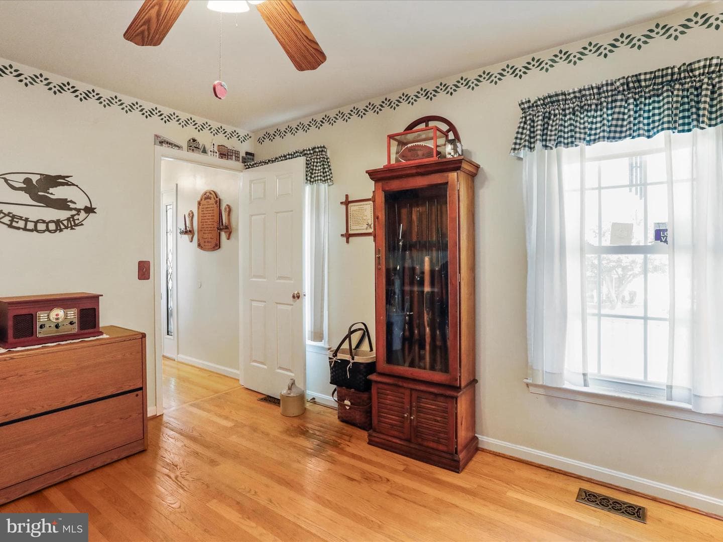 1055 Goodview Drive photo 33