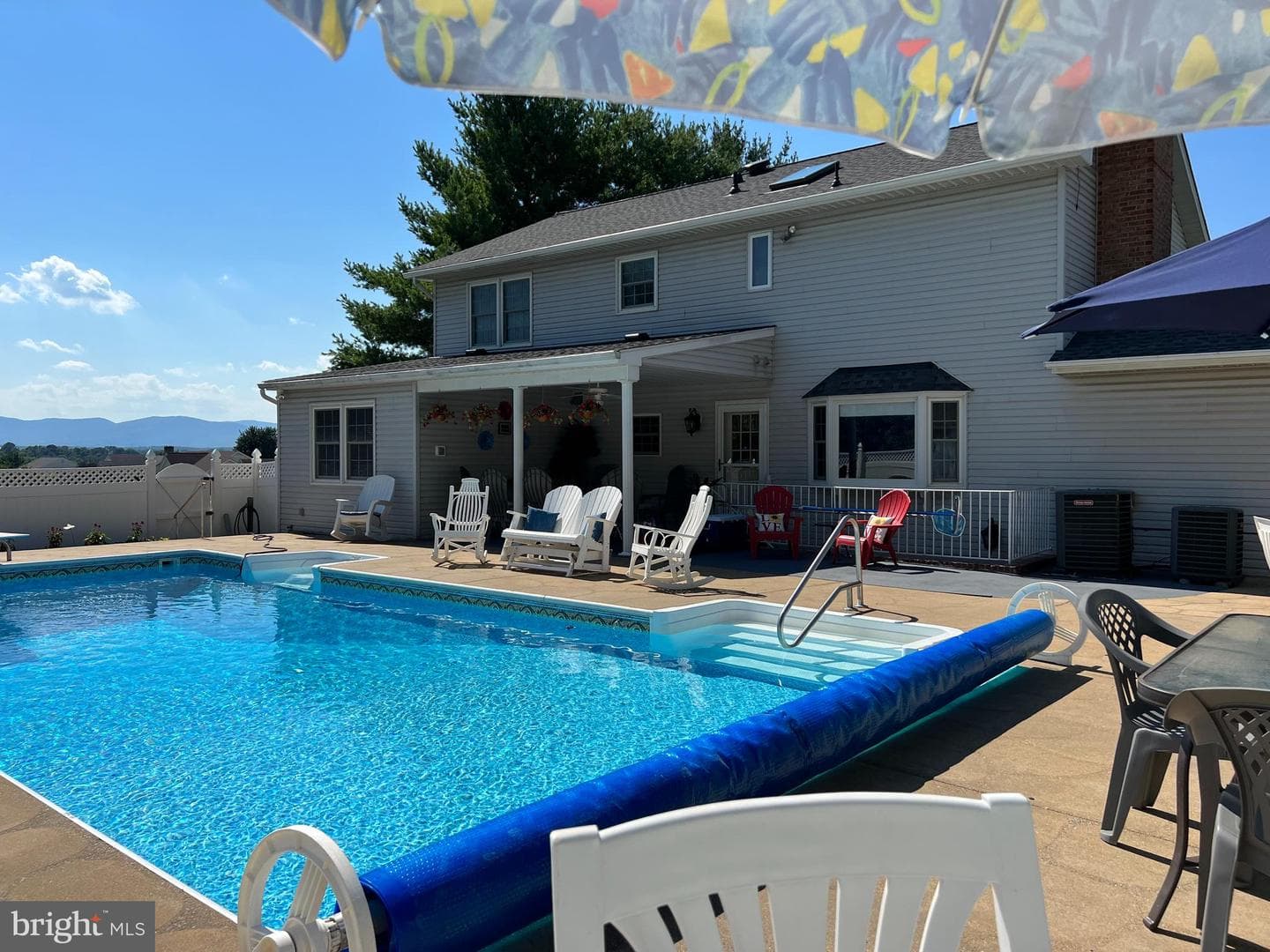 1055 Goodview Drive photo 6