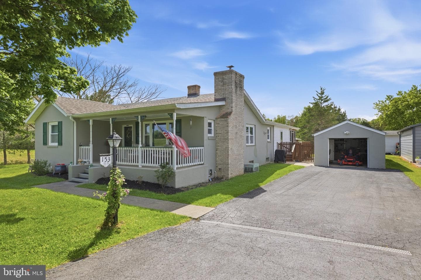 153 Totten Lane photo 1