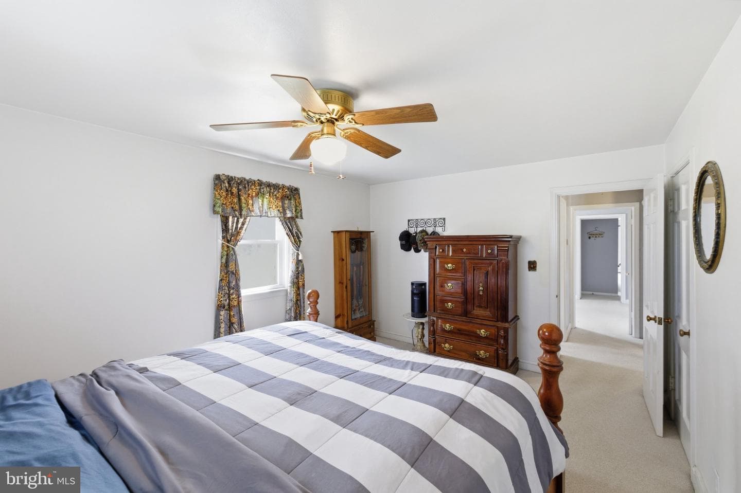 153 Totten Lane photo 17