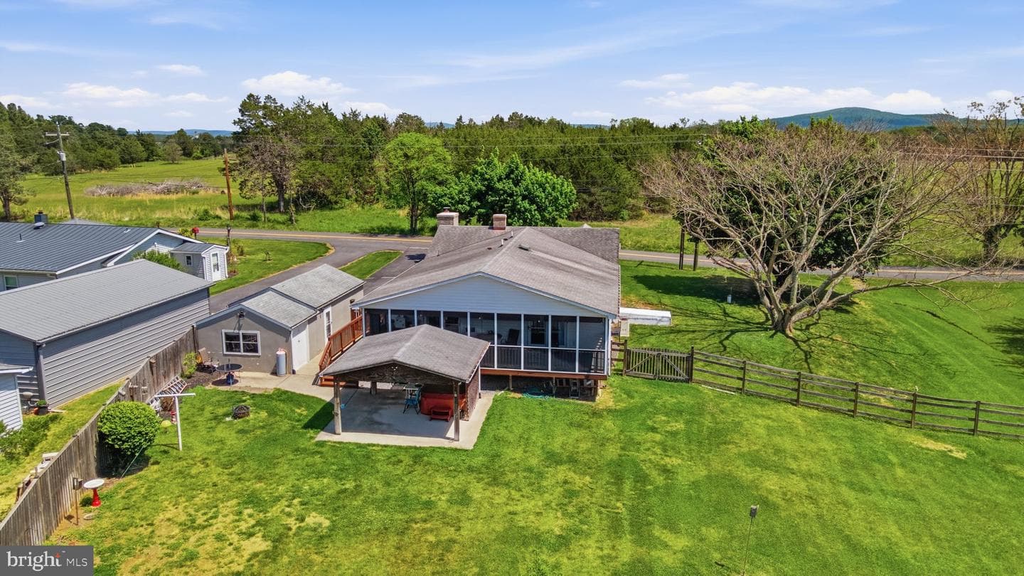 153 Totten Lane photo 35