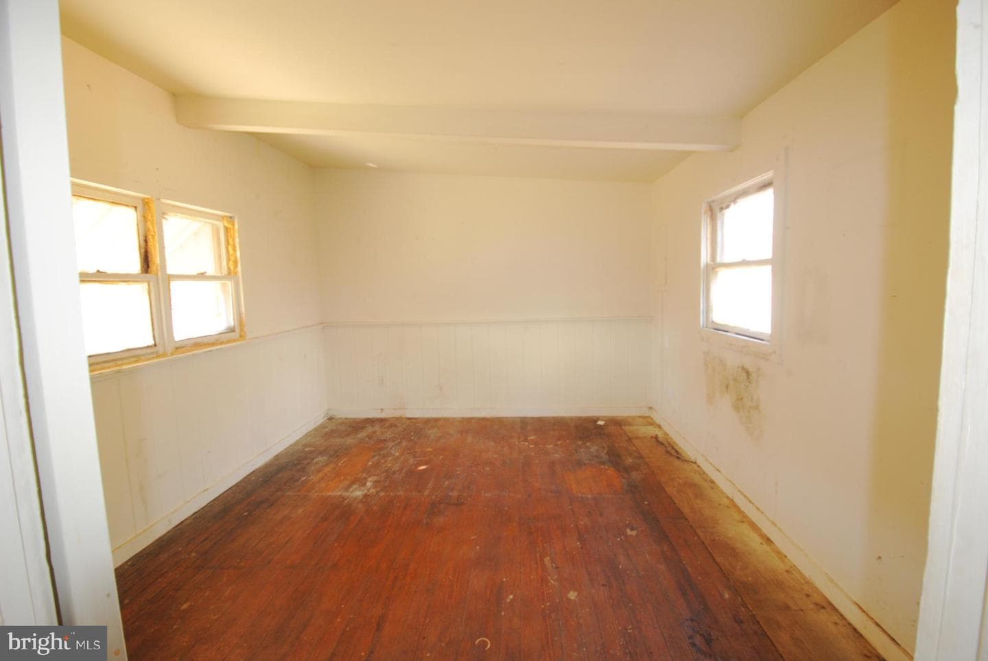 411 Cardinal Drive photo 13