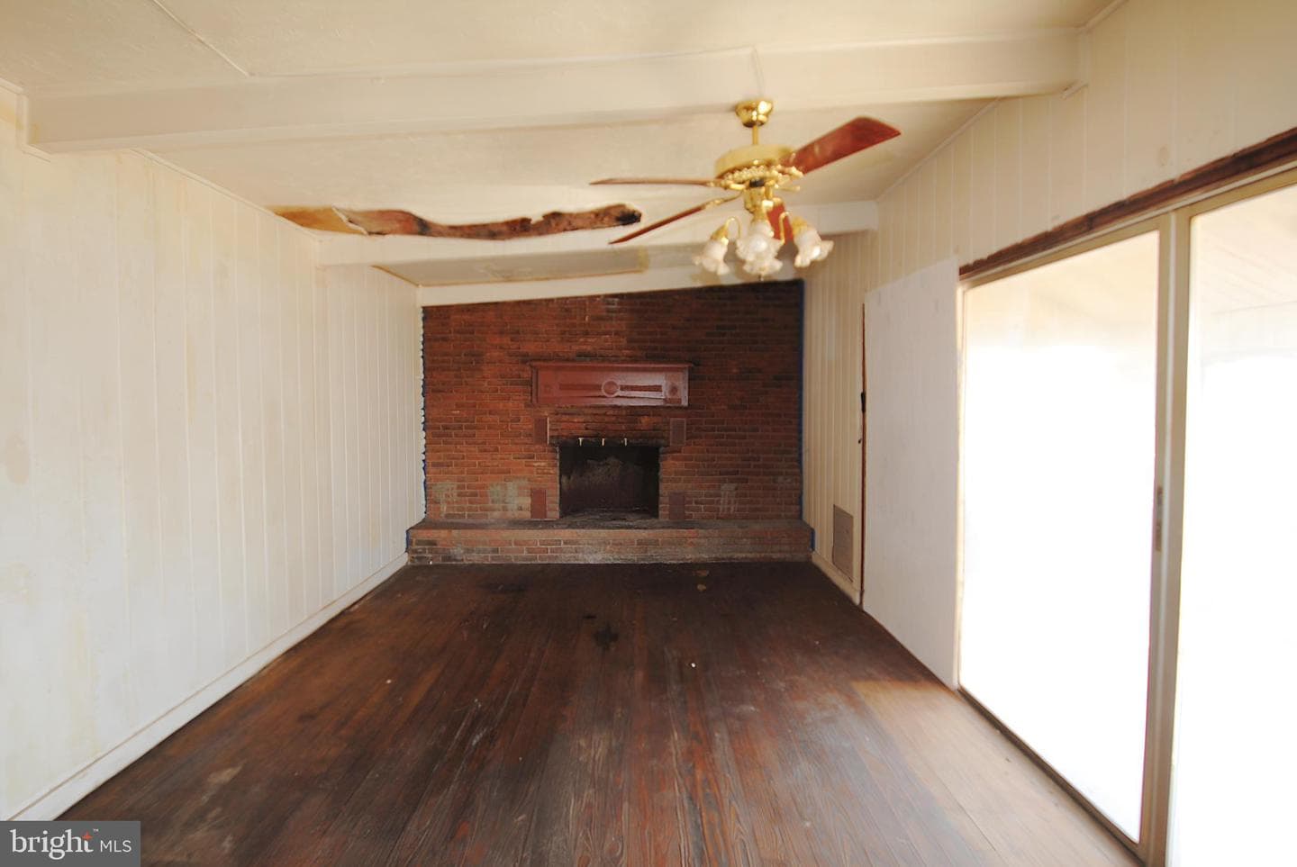 411 Cardinal Drive photo 5
