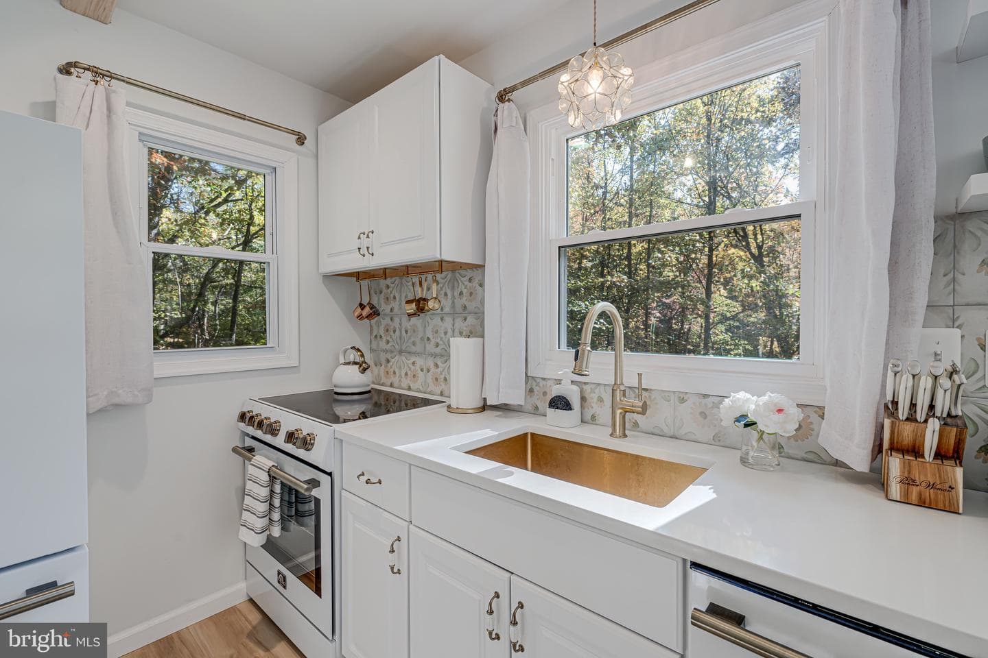 268 Vaught Drive photo 5