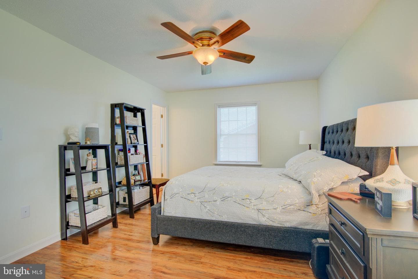 281 Creekside Way photo 17