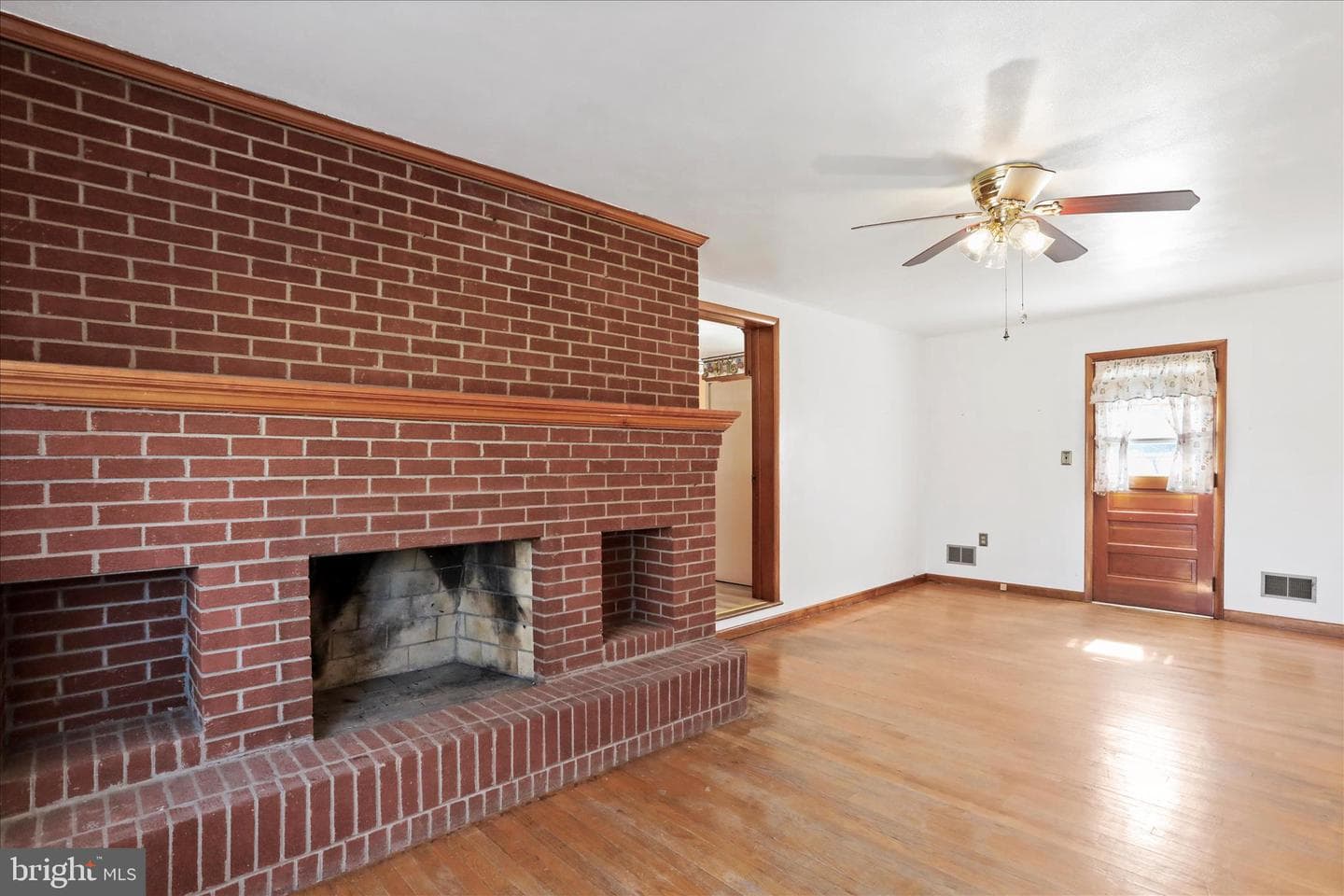550 Bucks Mill Road photo 17