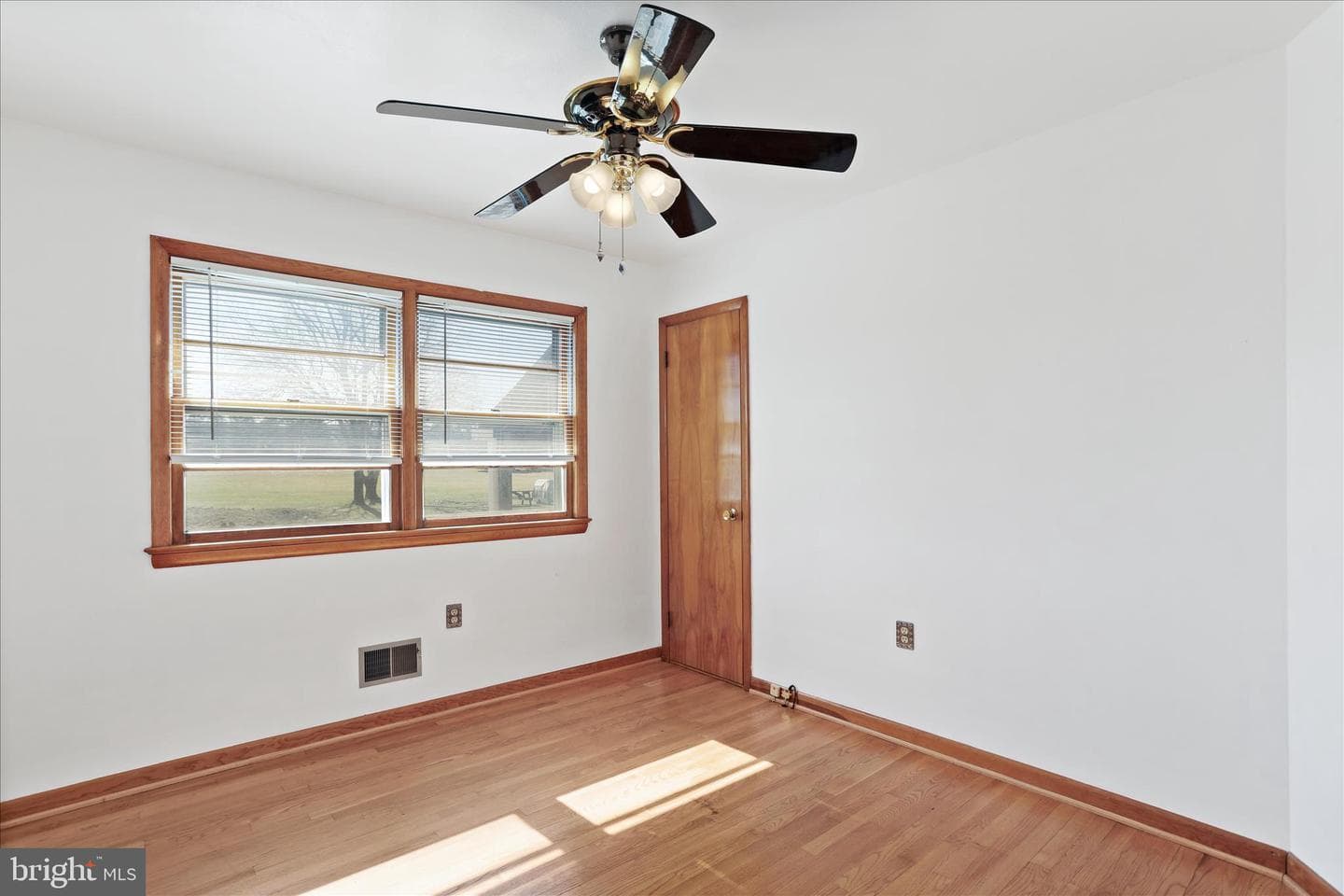 550 Bucks Mill Road photo 18