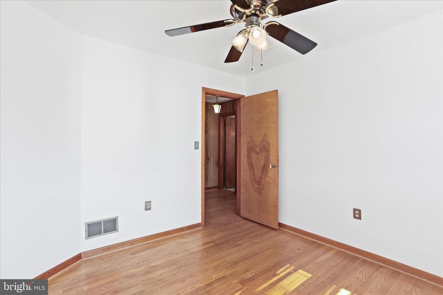 550 Bucks Mill Road photo 19