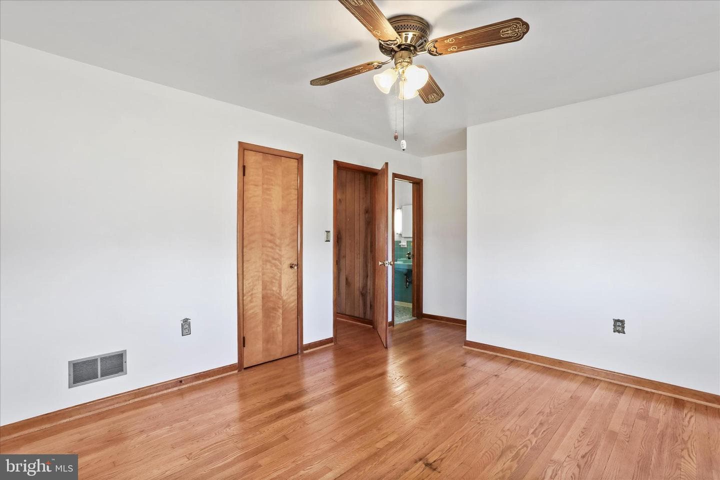 550 Bucks Mill Road photo 25