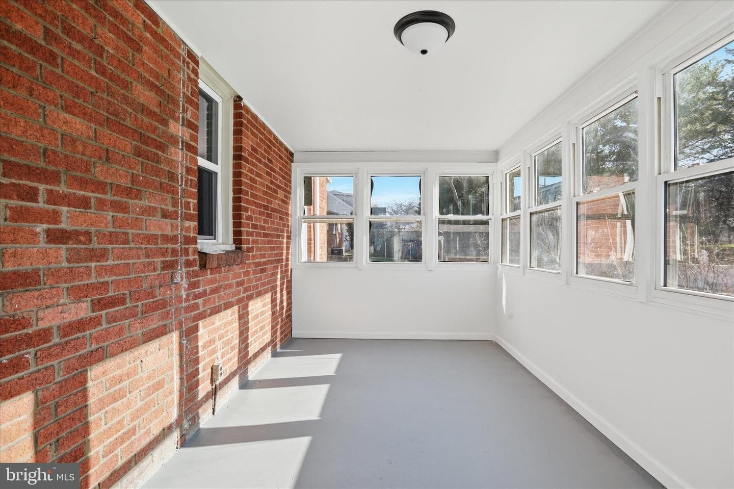 220 Manassas Avenue photo 32