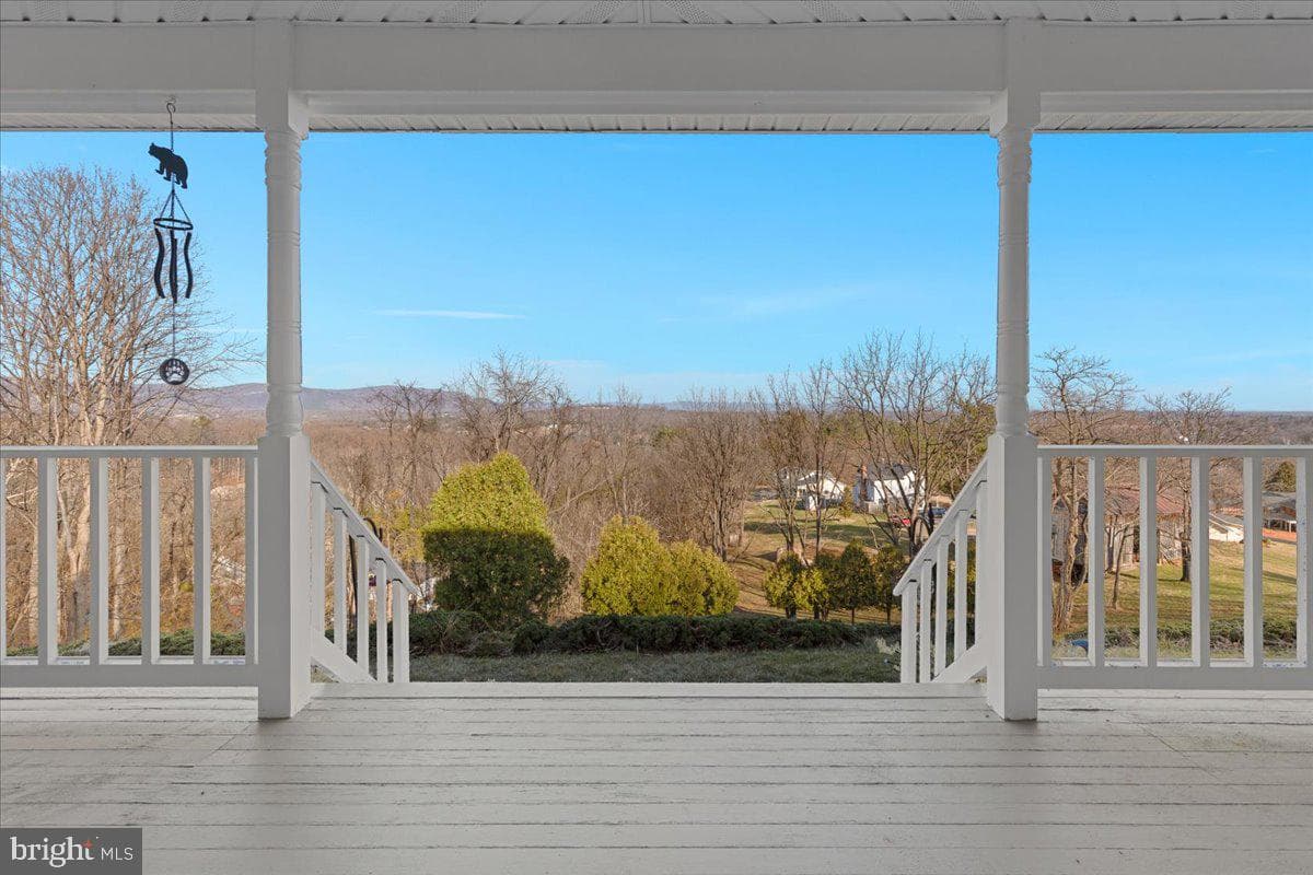 209 Park Ridge Court photo 45