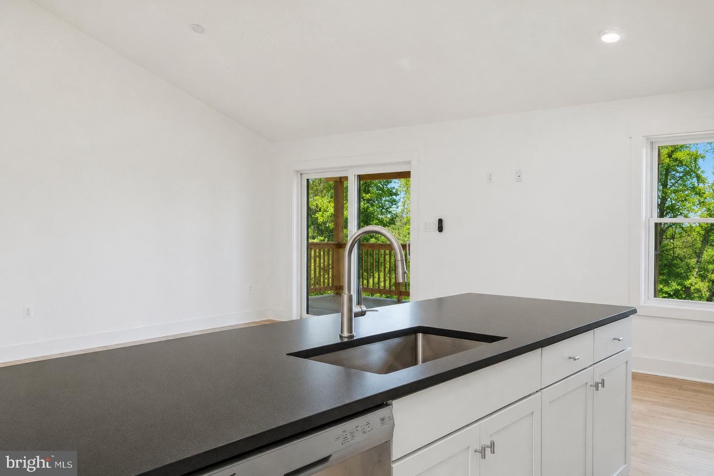 377 Windy Way photo 16
