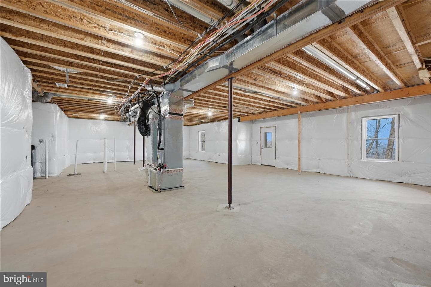 377 Windy Way photo 35
